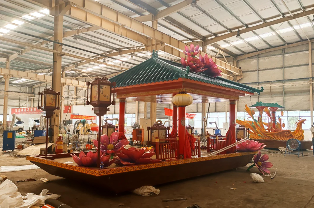 彩船展示